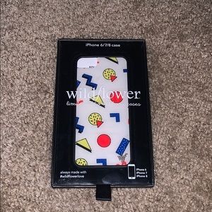 Wildflower Case Emma Chamberlain iPhone 6/7/8